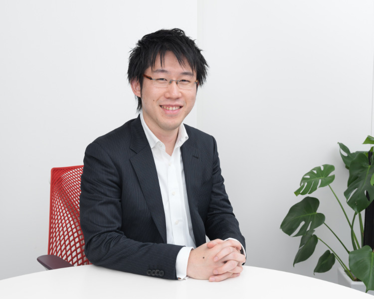 永井 歩　代表取締役社長 CEO